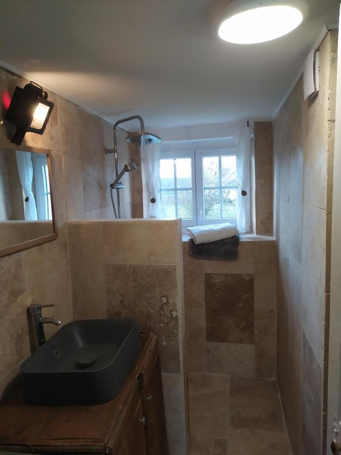 Petit Saint Hubert 1 A 4 Personnes Bed & Breakfast Velles  Dış mekan fotoğraf